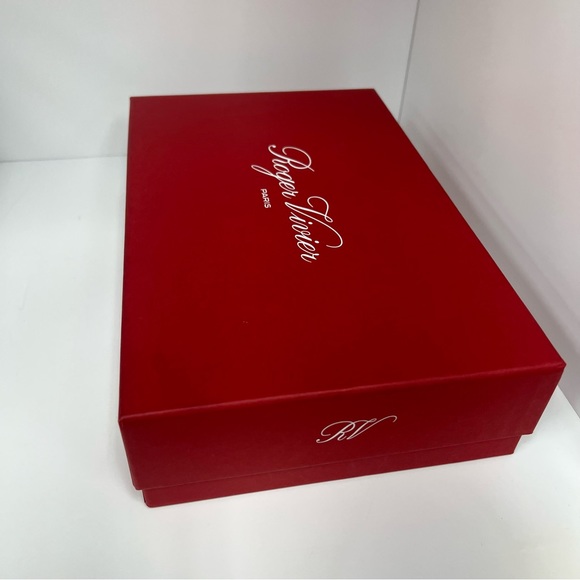 Roger Vivier Envelope Flap Flower Buckle Purse in Red - Picture 8 of 9